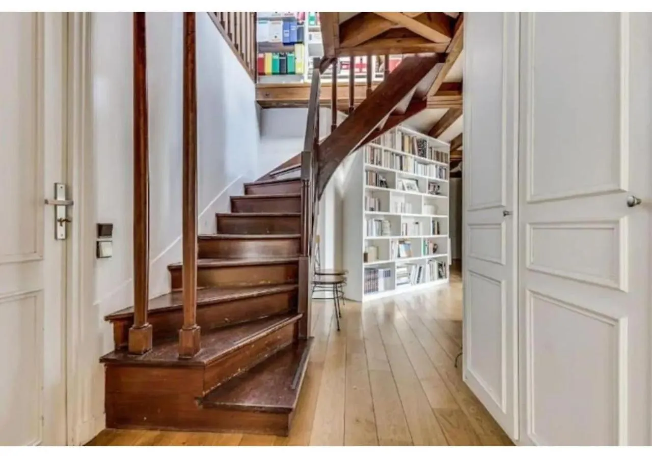 The Wonder - Duplex & Quiet - Piano -Latin Quarter Daire Paris
